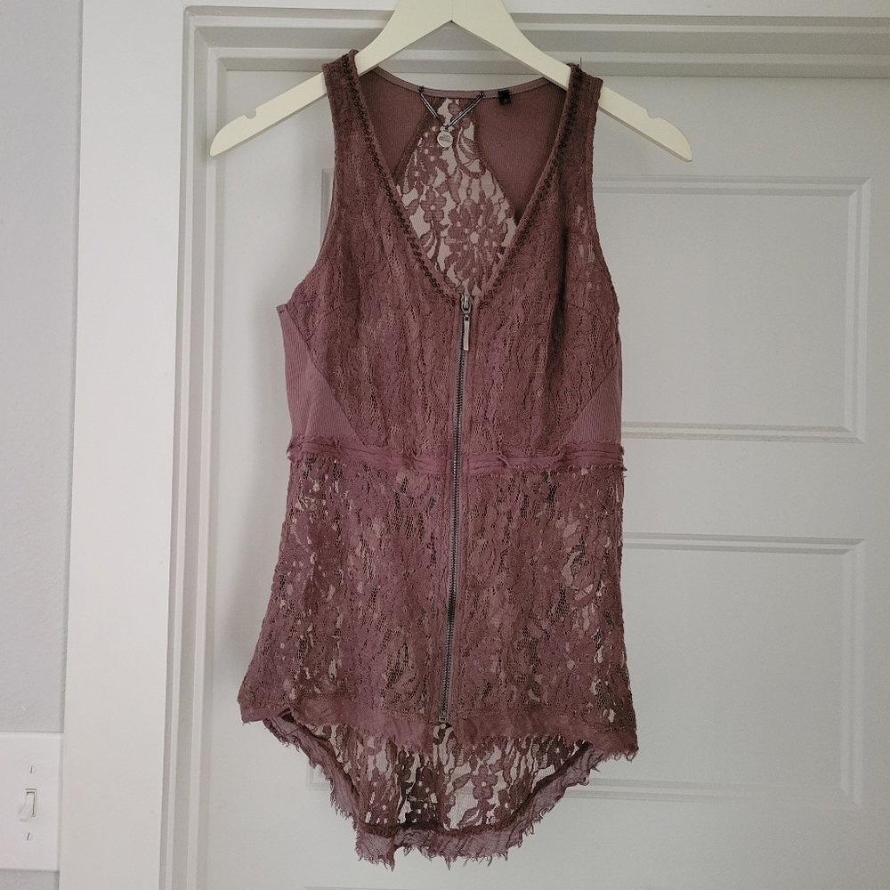 BKE Lace Floral Zip-Up Tank